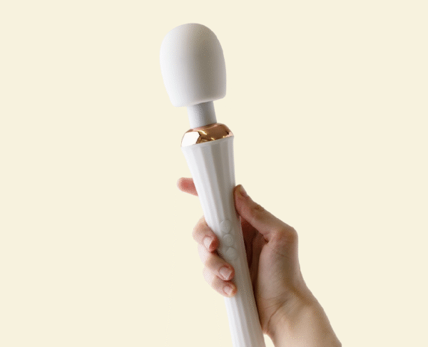 Share Satisfaction Liah Wand Vibrator - Image 2